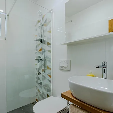 Pet Friendly In With Kitchen Prigradica